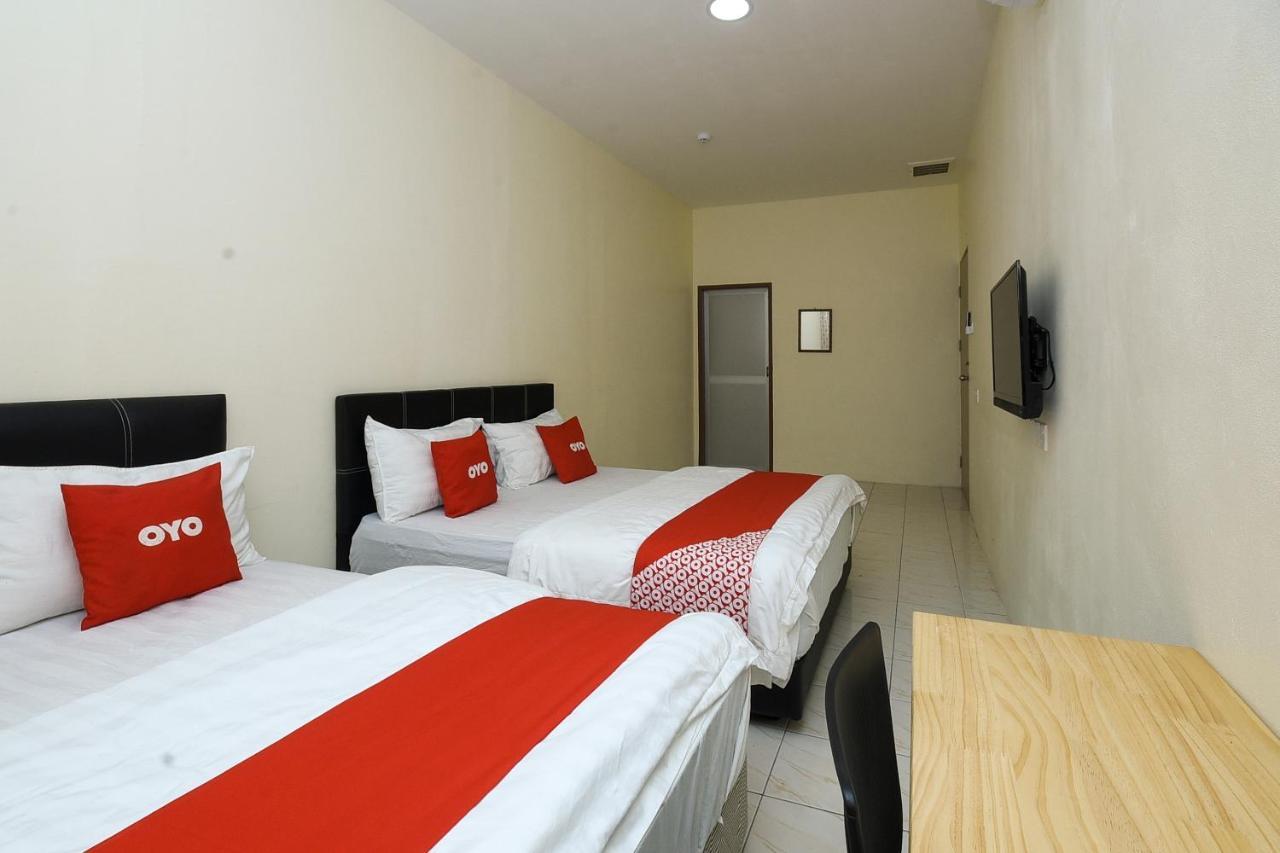 Oyo 90172 Goodwill Homestay Batu Niah ภายนอก รูปภาพ
