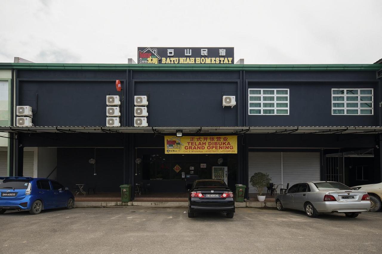 Oyo 90172 Goodwill Homestay Batu Niah ภายนอก รูปภาพ