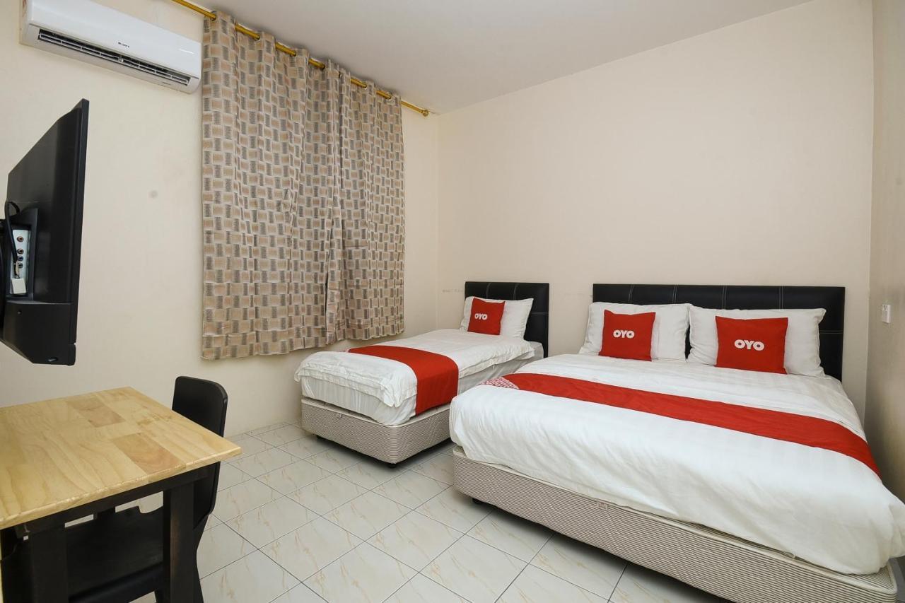 Oyo 90172 Goodwill Homestay Batu Niah ภายนอก รูปภาพ